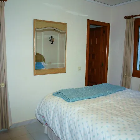 Bellotas Villa *